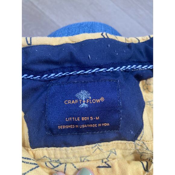 Craft + Flow Yellow Dinosaur Buttondown, Size 5 - Picture 4 of 6